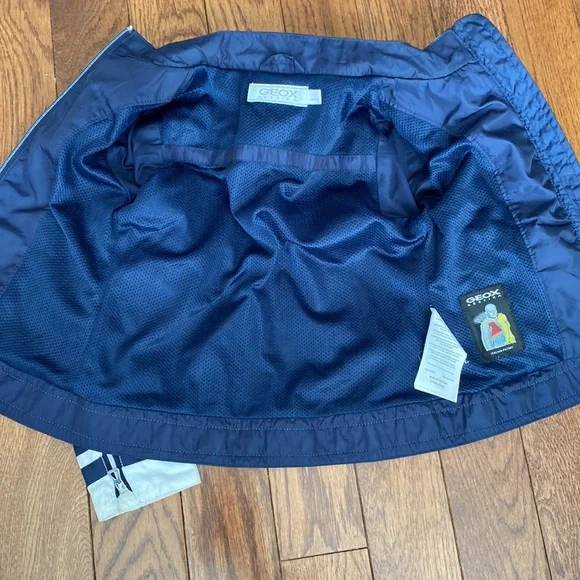 Geox Spring Windbreaker Jacket - Picture 8 of 8